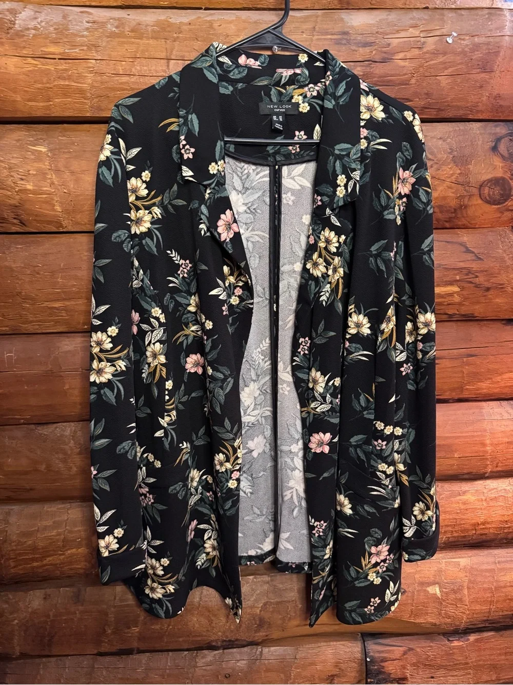 New Look size 2x  Black Floral Open Blazer Jacket